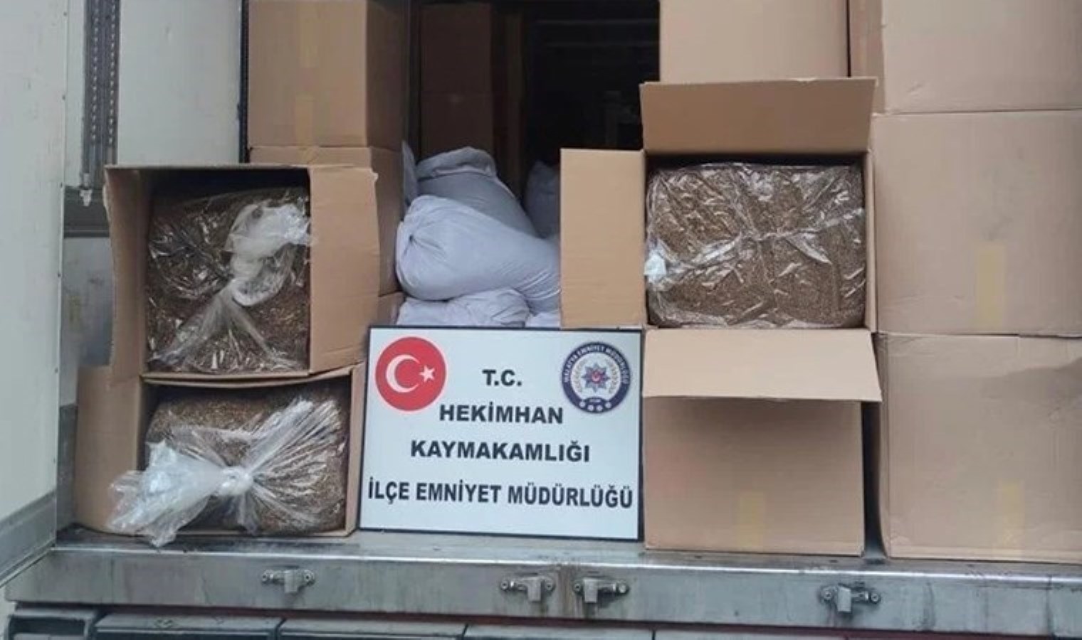 Malatya’da tam ‘7 ton’ kaçak tütün ele geçirildi